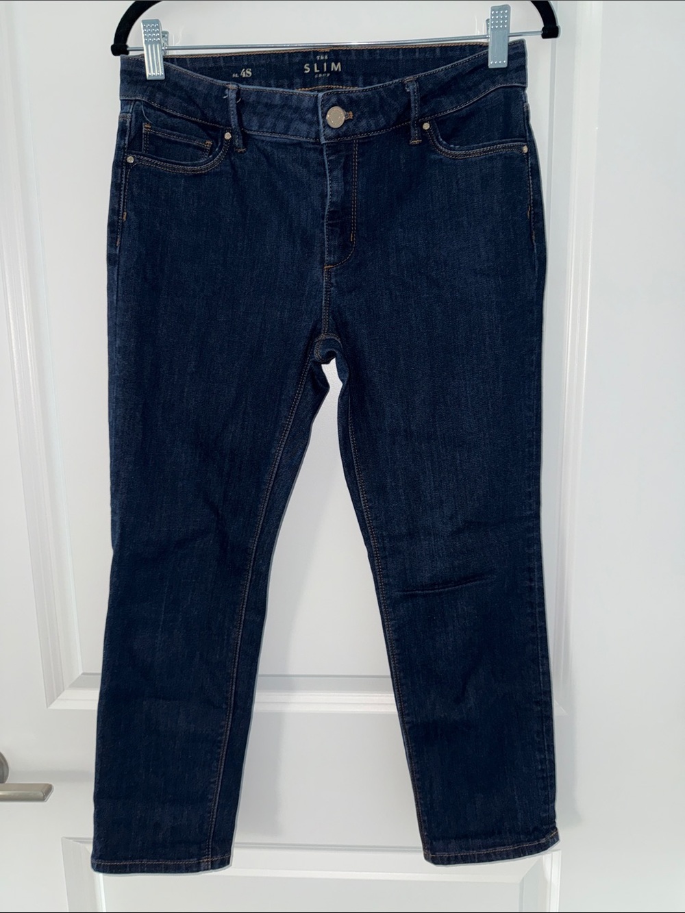 Slim Dark Wash Women’s Jeans - Navy Blue